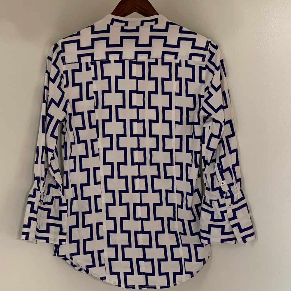 Tizzie Geometrical Print Button Down Top - Picture 7 of 10